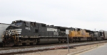 NS 8933 leads train 212 at Pomona